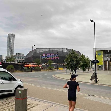 Apartamento Canal-Flat Near Stratford International Station Londres Exterior foto